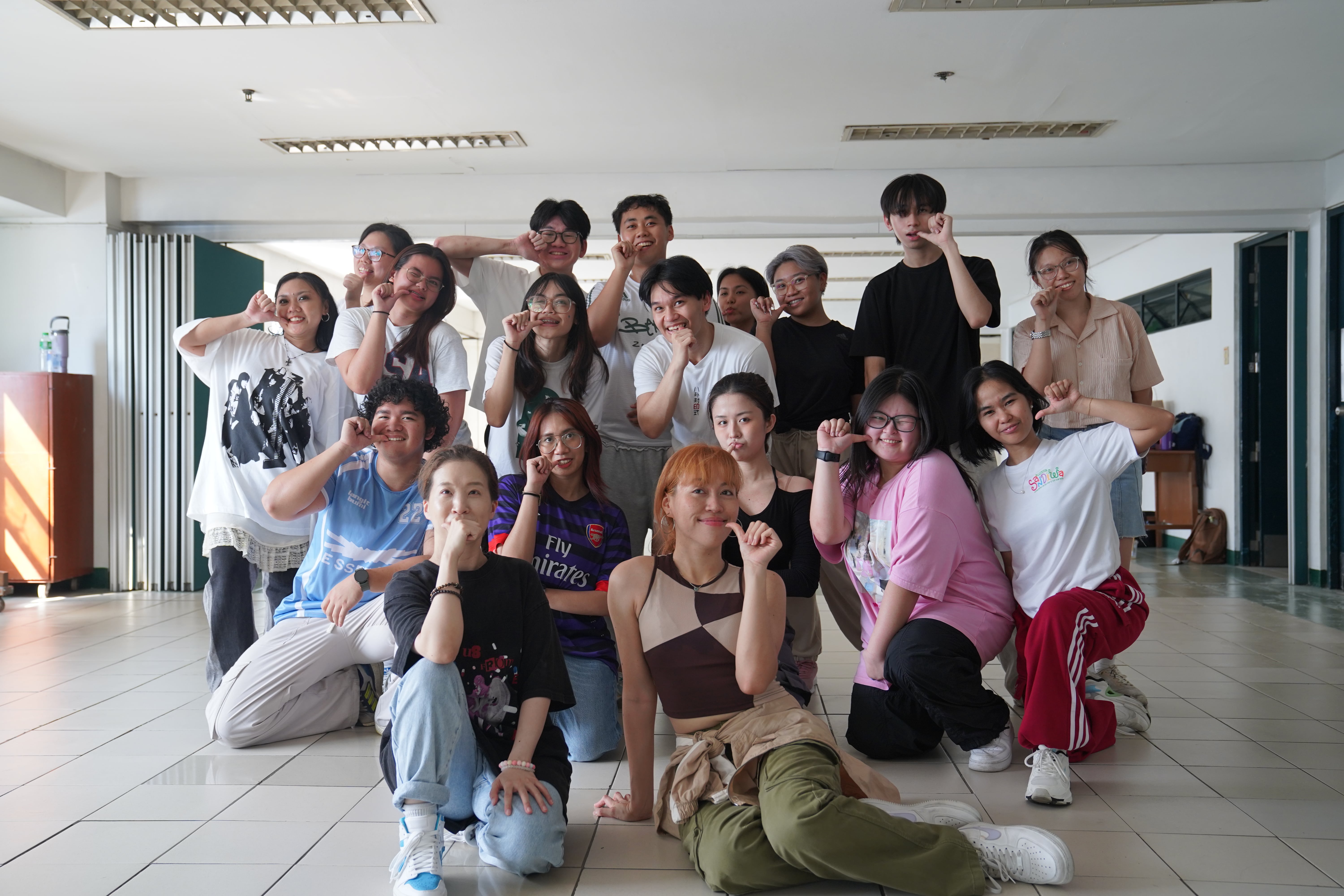 Kpop academy participants group photo