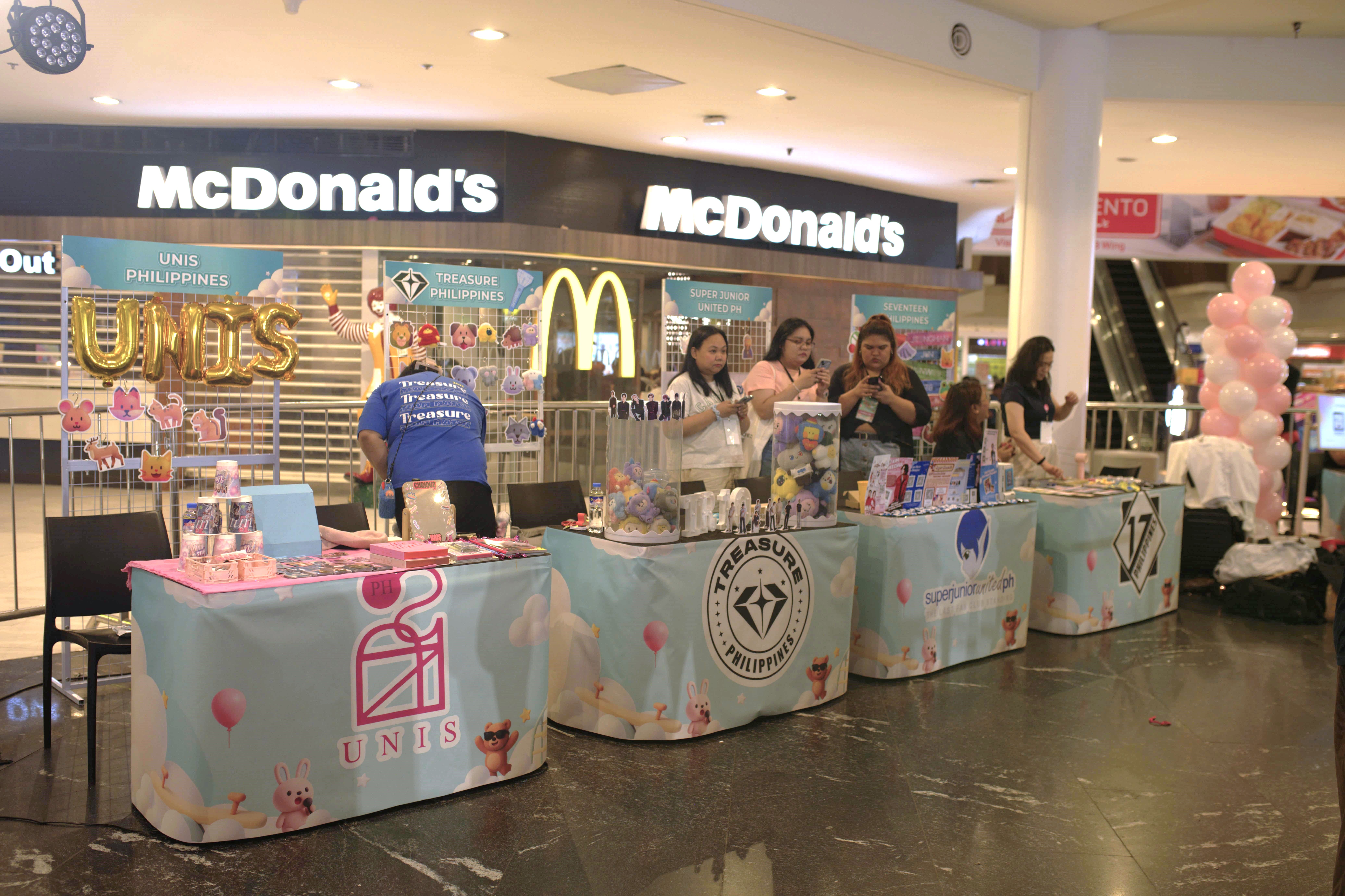 Kpop fandom booths