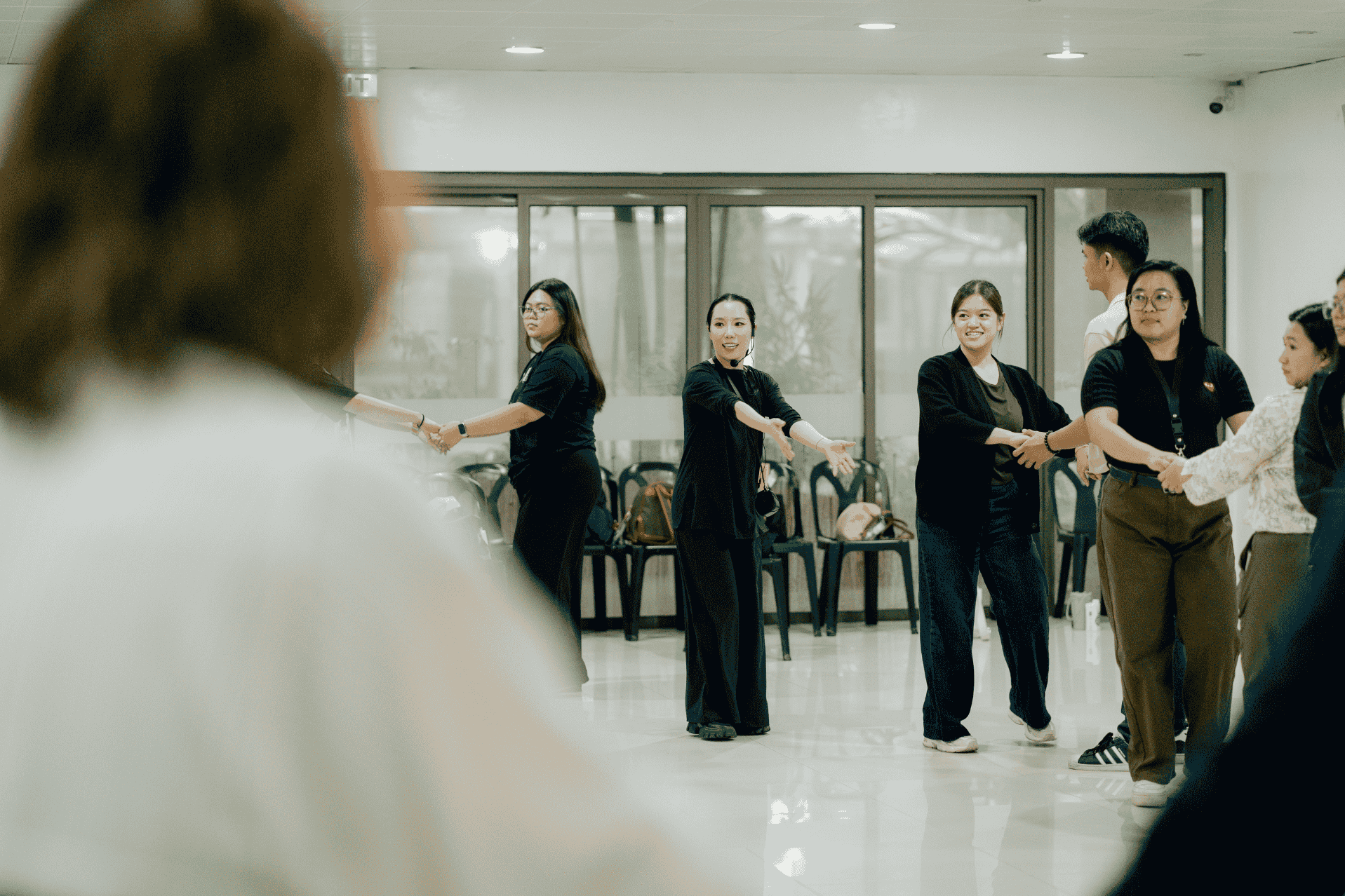 ▲강강술래 체험에 함께하는 참가자들