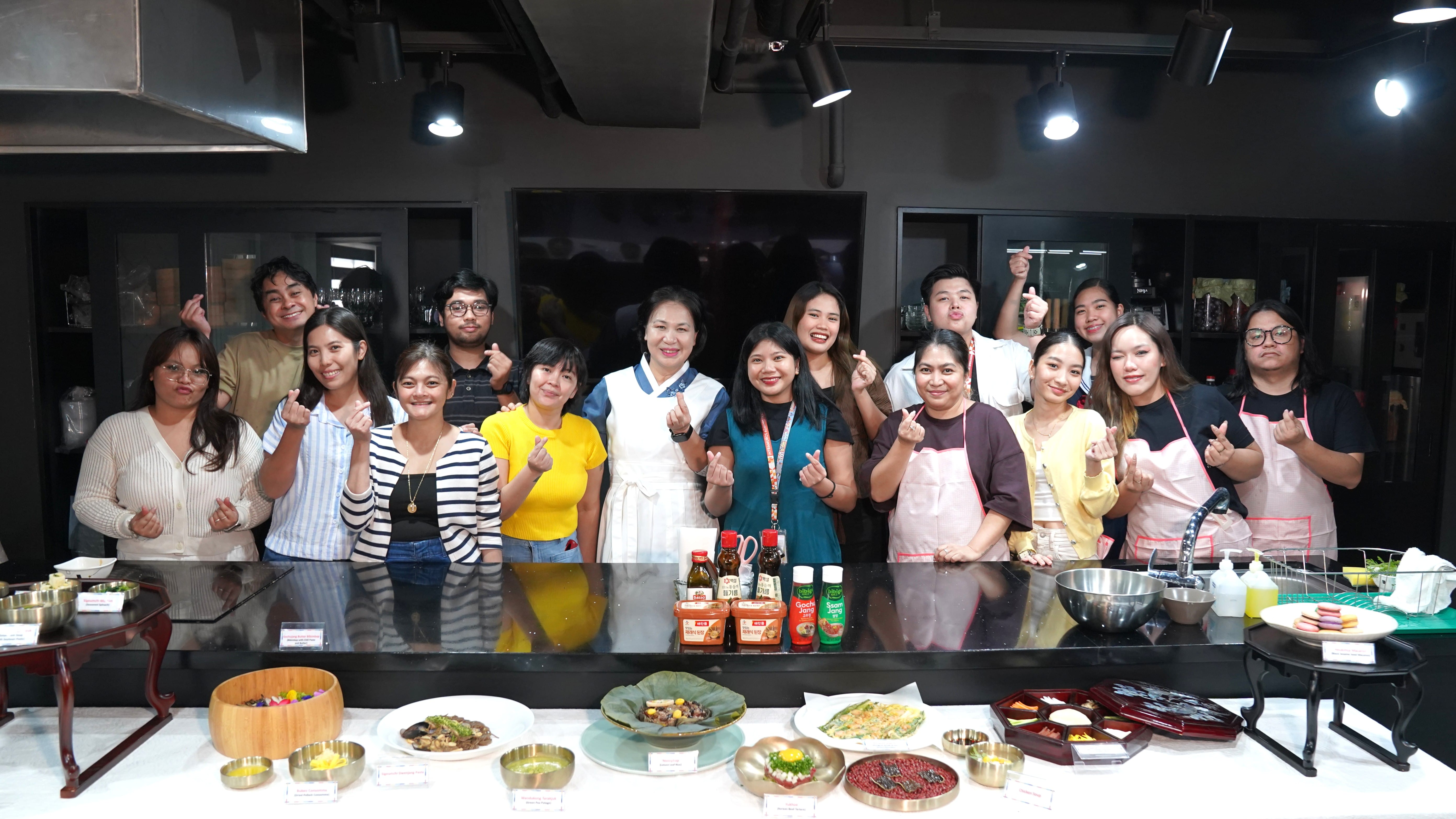 한식 워크숍 참가자 단체사진