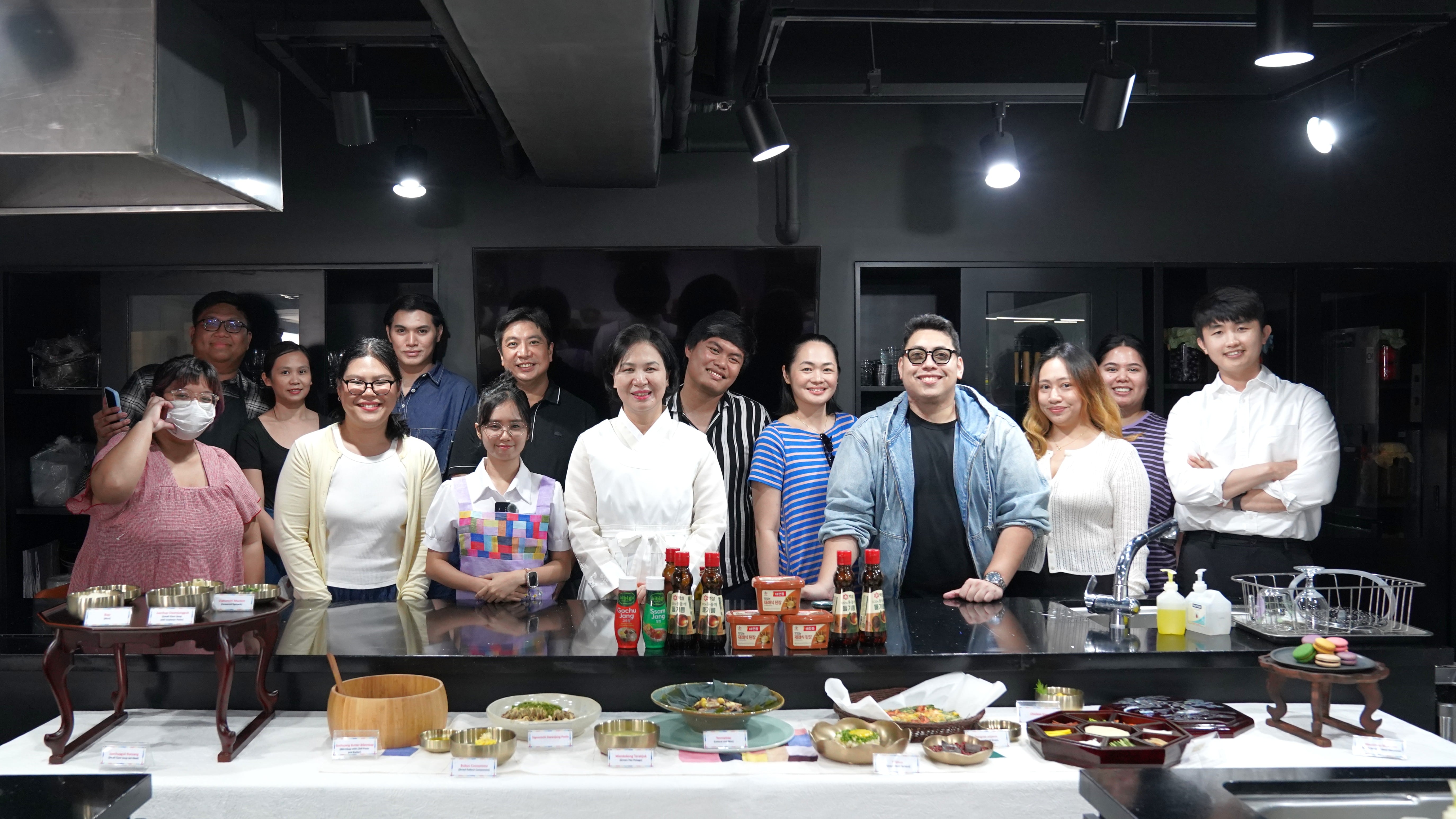 한식 워크숍 참가자 단체사진