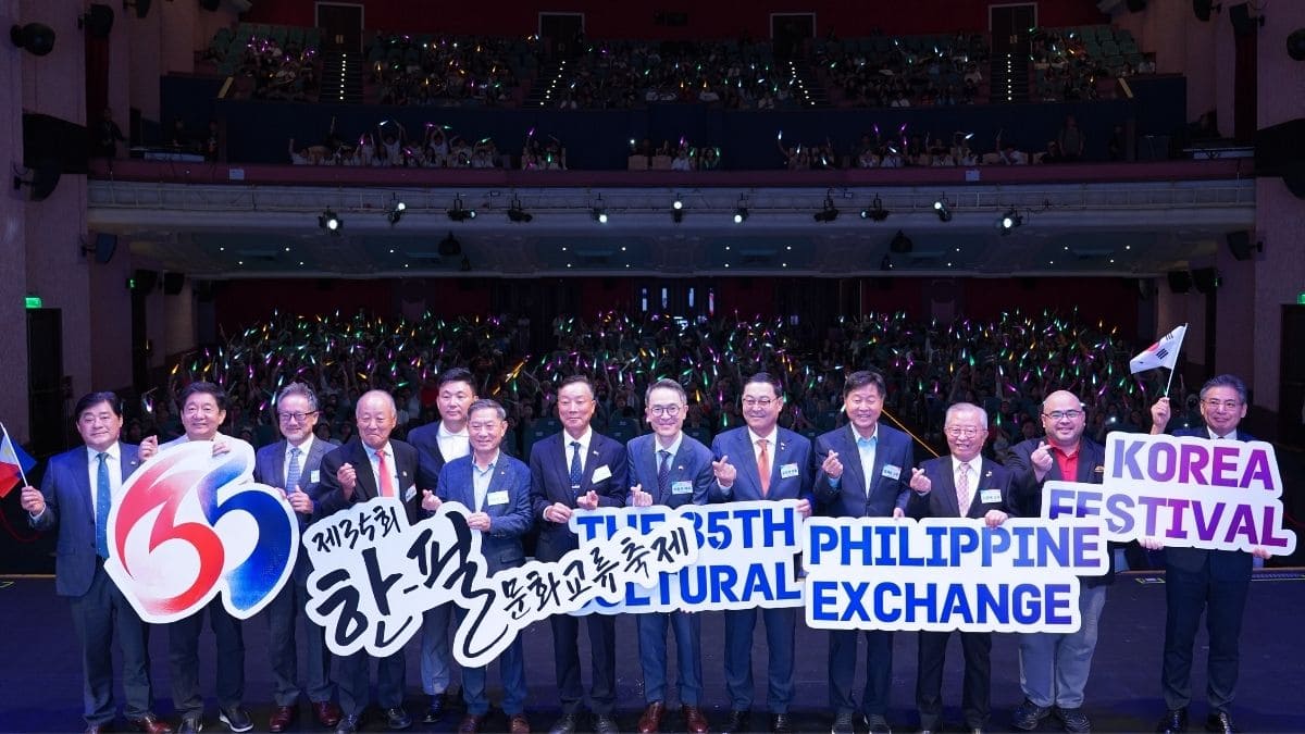 ▲한-필 문화교류축제 참석 귀빈 단체사진